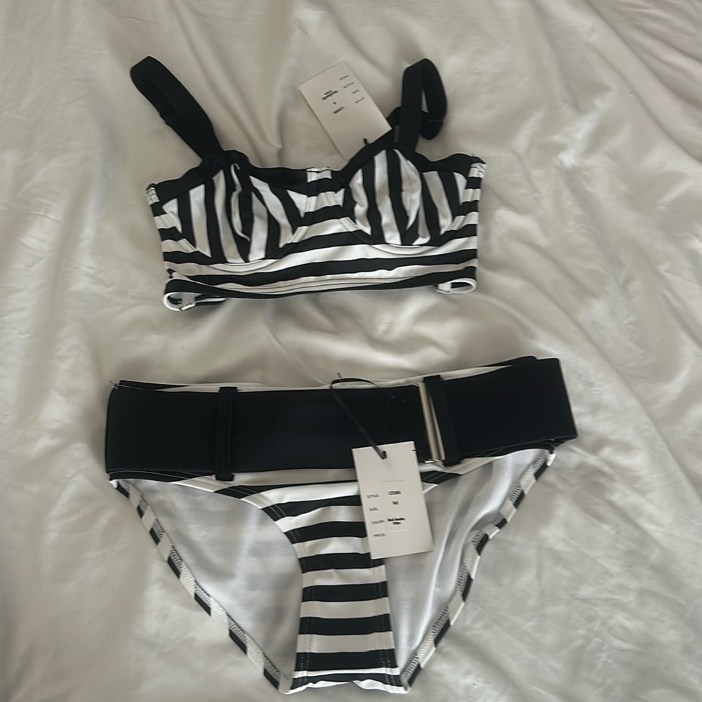 NWT Unique Vintage Bikini